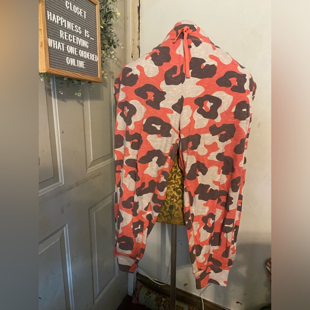 Anybody Coral and Grey Camo Joggers Size L